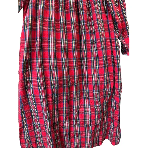 BellePointe Long Nightgown Plaid‎ Flannel Medium Christmas Eyelet Trim Vintage - Image 9