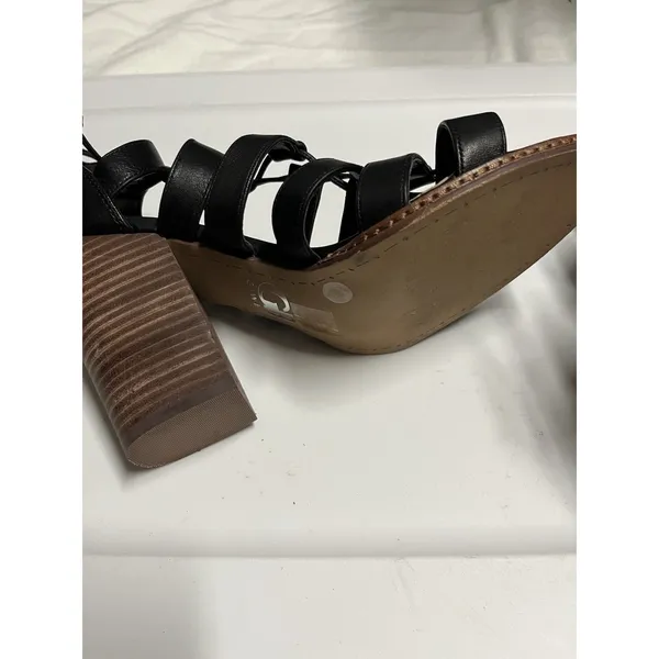 Gianni Bini Women's Strappy Heels Black 9.5M - Image 10