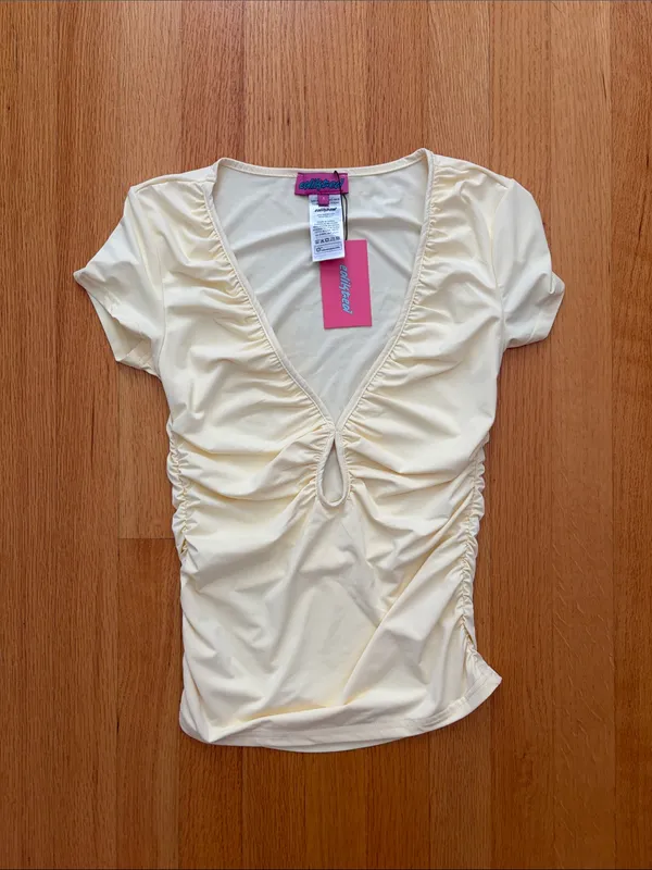 Edikted Burkley Keyhole Gathered Top Size Small - Image 2