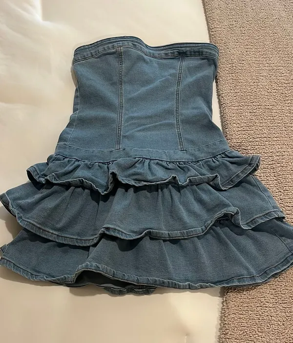 SheIn Fitted Denim Dress - Image 2