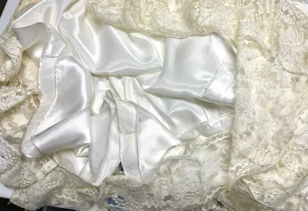 David’s Bridal Galina Ivory Wedding Dress- Size 8 - Image 12