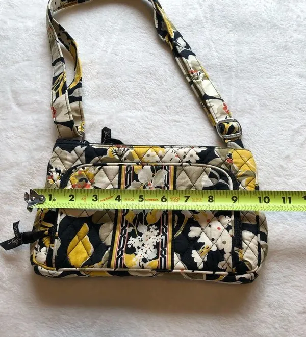 Vera Bradley crossbody bag, 10”x6” - Image 6