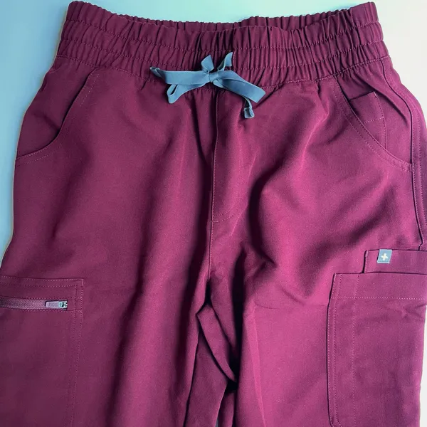 FIGS Yola High Waisted Scrub Pants Burgundy Petite Size XS NEW - Image 3