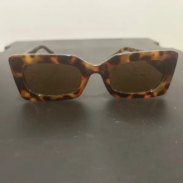 Tortoise Shell Sunglasses Brown - Image 11