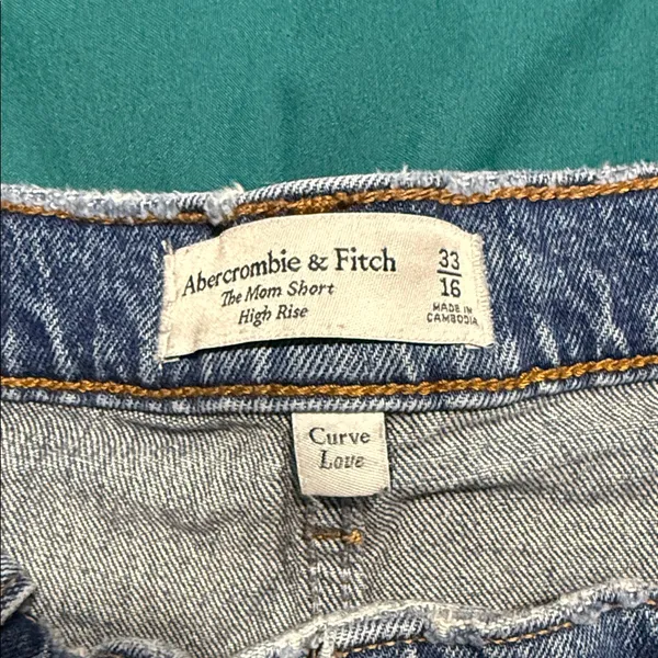 Abercrombie & Fitch Light Wash Denim Cutoff Shorts - Image 2