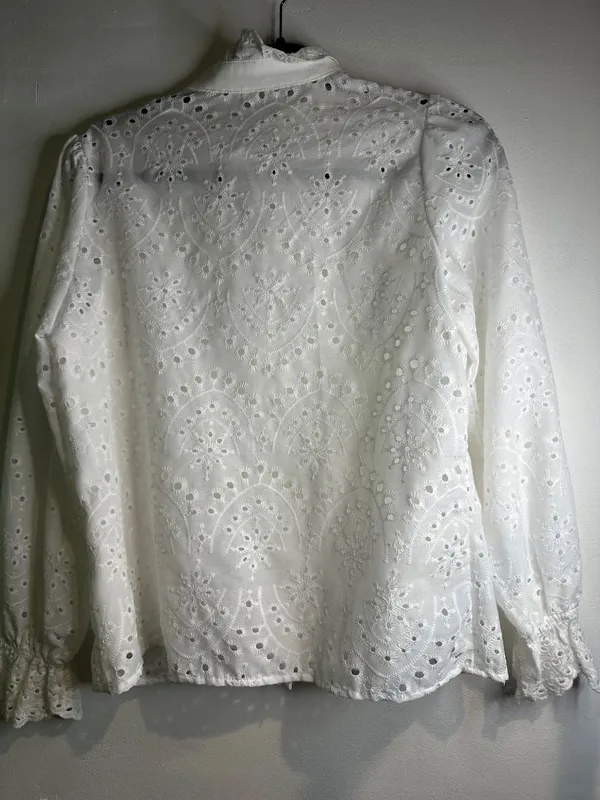 Women’s Small White Crochet Blouse Vintage Cottagecore Coquette lightfairy y2k - Image 6