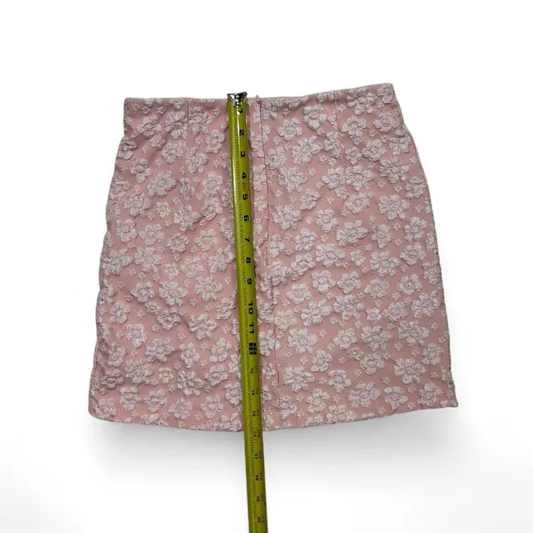 Wild Fable Pink floral mini skirt - Image 3