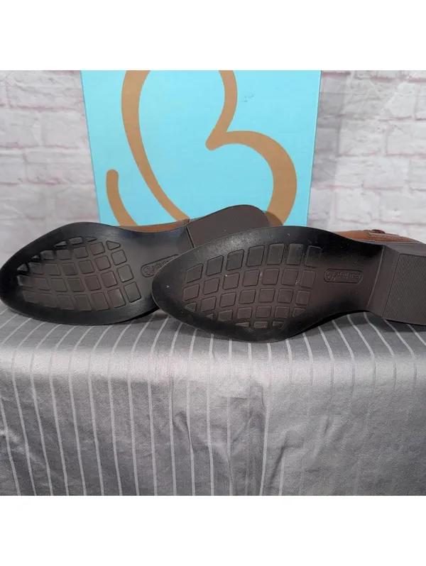 Baretraps Brown Ankle Boots with Braided Strap Detail Size 7M New in Box - Image 6