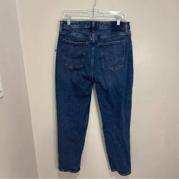 Abercrombie‎ & Fitch The Mom High Rise Distressed Jeans Blue 29/8 Medium Wash - Image 3