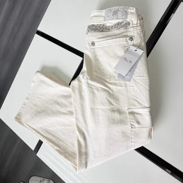 NWT Miss Me Low-Rise Cargo Wide Leg Jeans - Off White Angel Wings ✨ Size 27x30 - Image 8