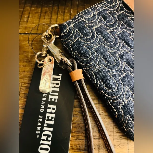 True Religion Women's Mini Wallet, Small Compact Quilted Clutch Pouch - Image 12