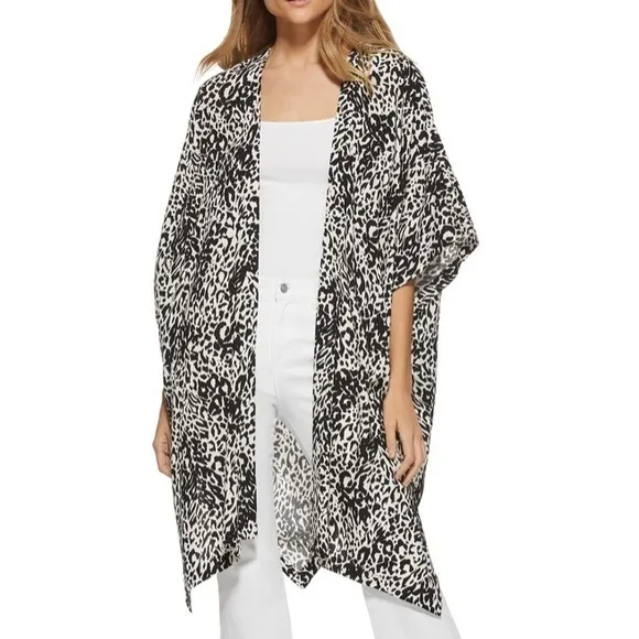 5/$30 🎈 Scoop women’s xs/s animal print‎ kimono - Image 2