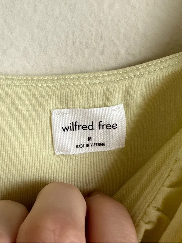 NWT Aritzia Wilfred Free Ruched Square Neck Crop Tank - Image 4