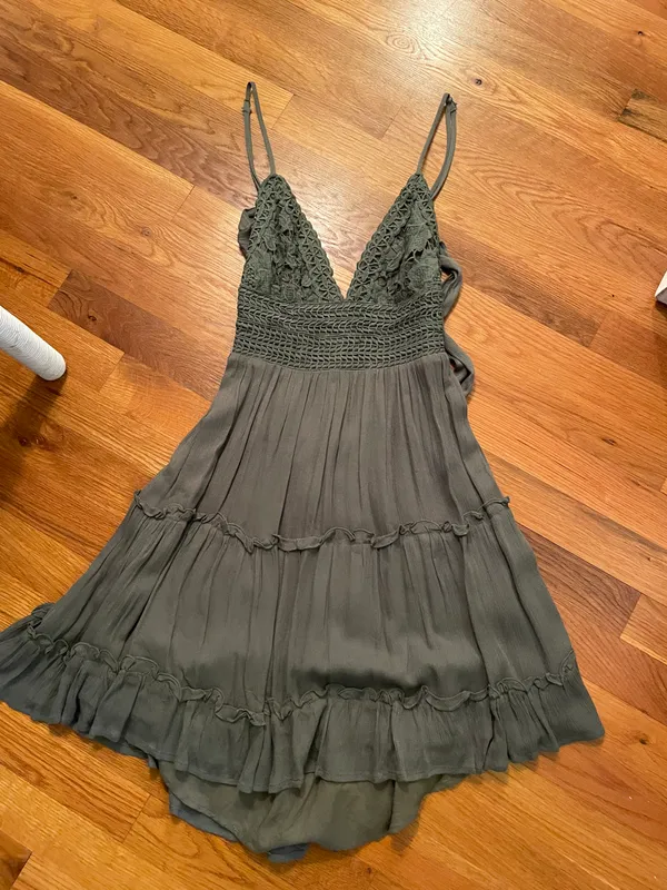 Illa Illa Green Tie-back Dress - Image 6