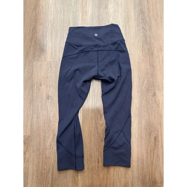 Lululemon High Times Pant Navy Blue High Rise 7/8 Crop Leggings‎ Size 6 - Image 2