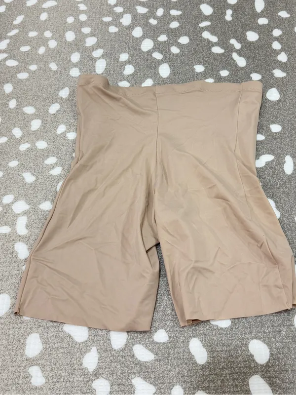 SPANX Shapewear nude beige high rise shorts mid thigh neutral sand assets - Image 4