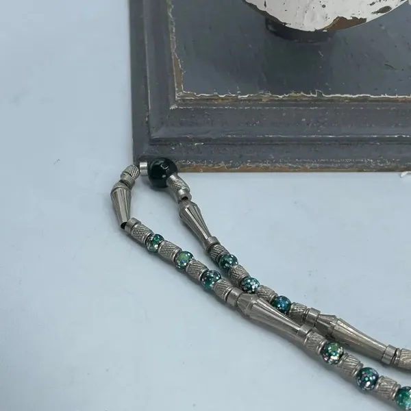 Southwestern or Navajo vintage styled barrel & pearl necklace. - Image 6