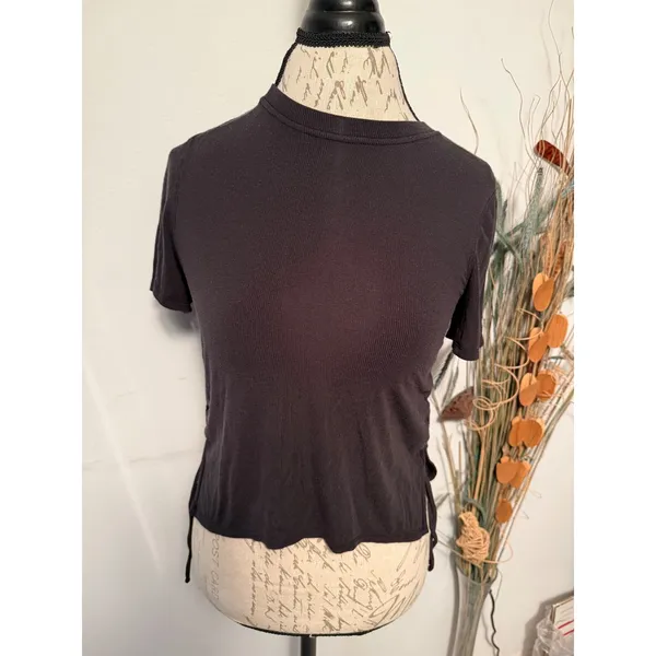 Lululemon Ribbed‎ Cropped Tee Black Side Tie Short Sleeve Women's Top - Image 2