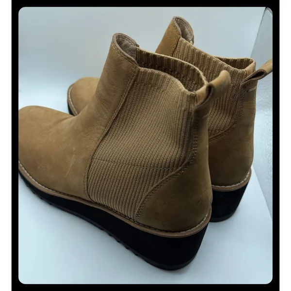 Eileen Fisher Chelsea Boots Womens 7.5 Tan Leather Wedge Ankle Bootie - Image 5