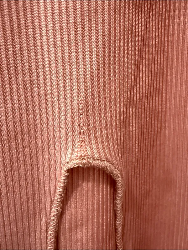 Unbranded Pink Ribbed Tight Midi Dress Size M - Image 4