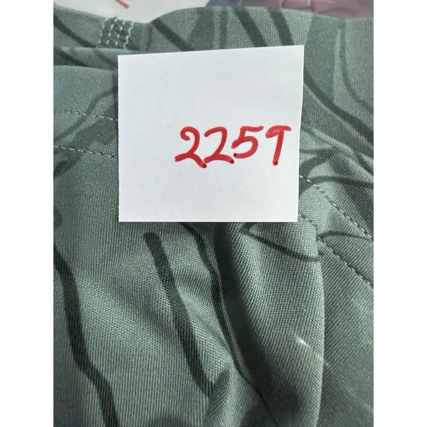 Gymshark Women's Scrunch Shorts XSmall Green‎ Abstract Pattern - Image 8
