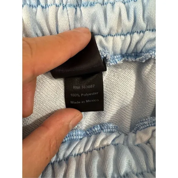 Blue shorts size medium - Image 3