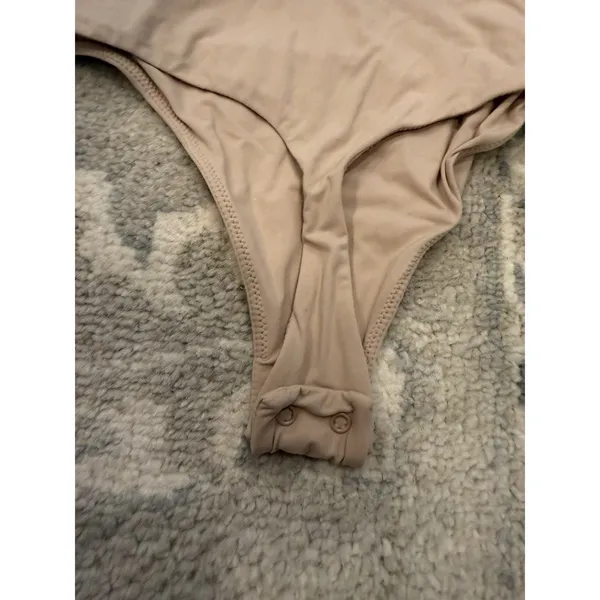 SKIMS Fits Everybody Square Neck Thong Bodysuit Nude Size XS NWT $60 - Image 5
