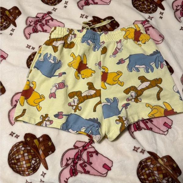 Disney Winnie the Pooh Cream and Yellow Shorts - Image 2