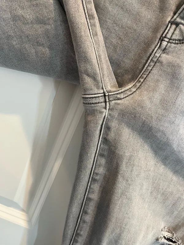 American Eagle Grey Next Level Stretch Hi-Rise Jegging Size 8s - Image 6