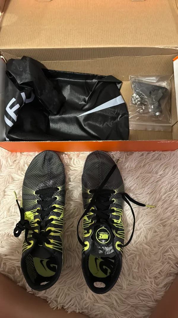 Zoom Victory 2 Racing Shoes - Image 2