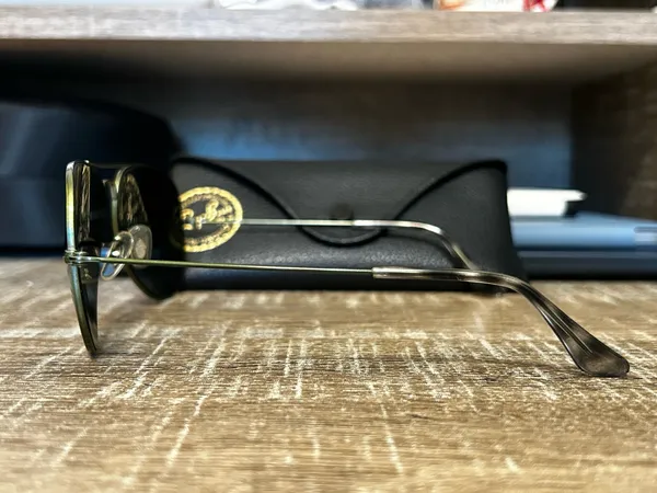 Green Ray-Ban Aviators Large Metal  - Image 4
