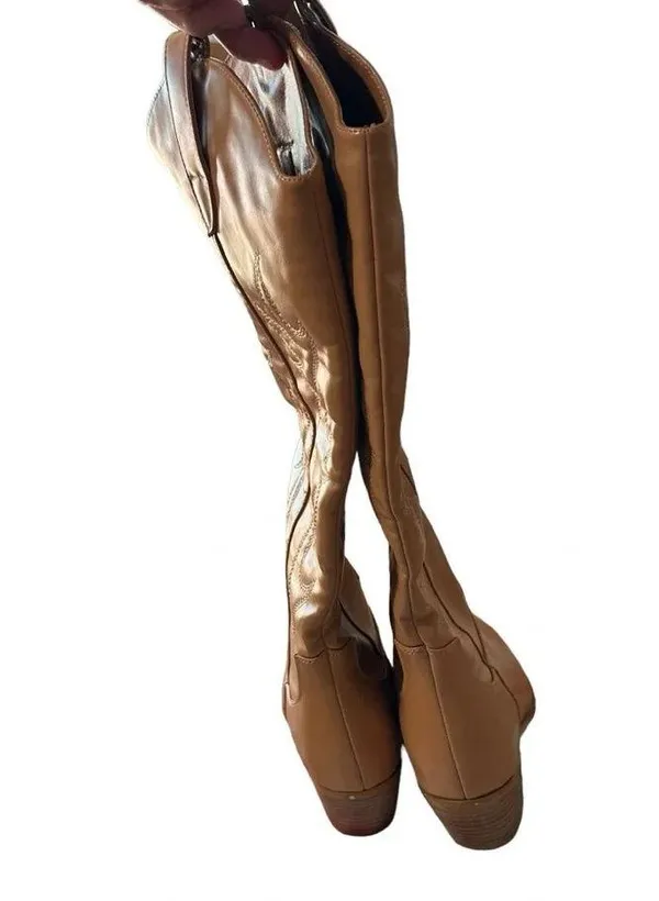 Women's Cowboy Boots - Image 4
