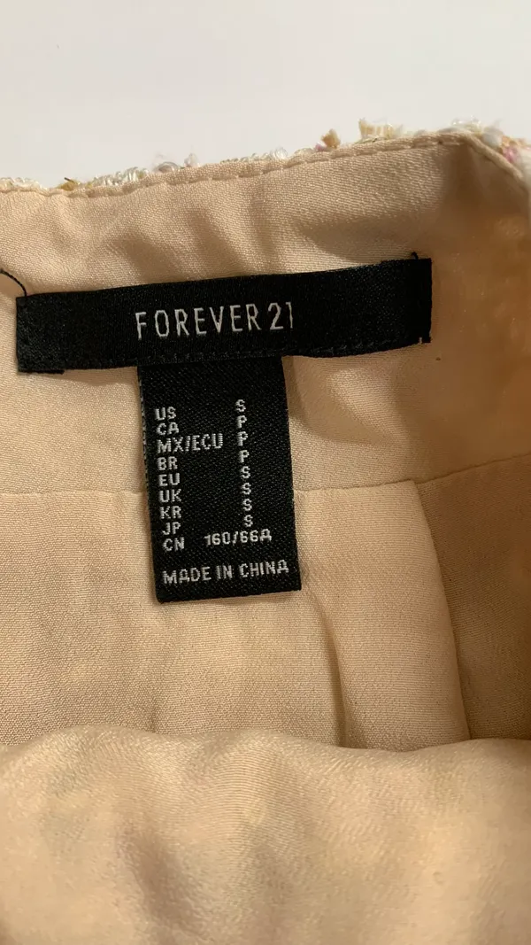 Forever 21 mini skirt size small - Image 2