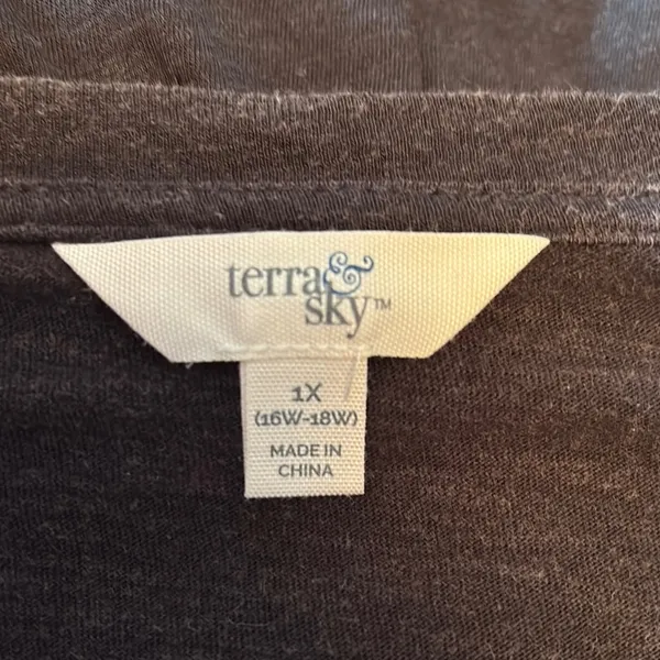 Terra & Sky Black Short Sleeve Tunic - Image 2