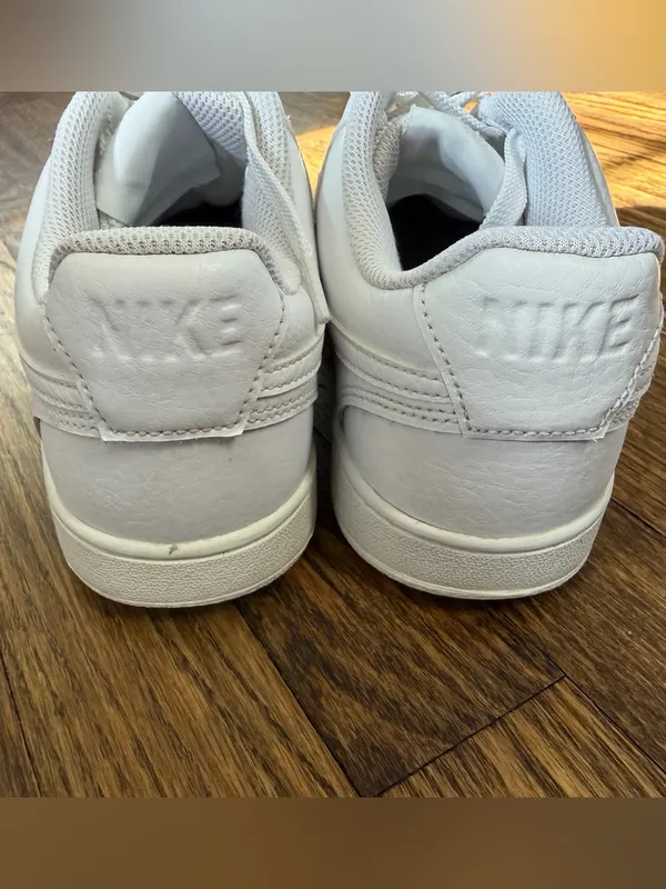 Nike Court Vision Low Triple White Women's Size 8.5 CD5434-100 - Image 4