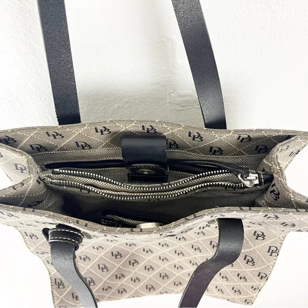 DOONEY & BOURKE North South Double Straps Interior Pockets Shoulder Bag Tote - Image 9