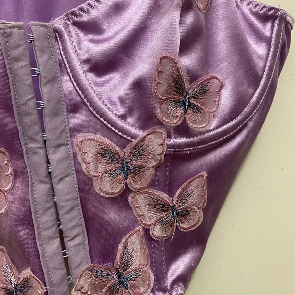 SheIn Lavender Purple Satin Corset Tank Top M Medium Butterfly Accents Butterflies - Image 2