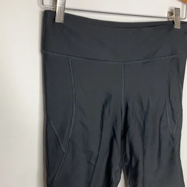 Under‎ Armour Compression bike shorts size medium - Image 3