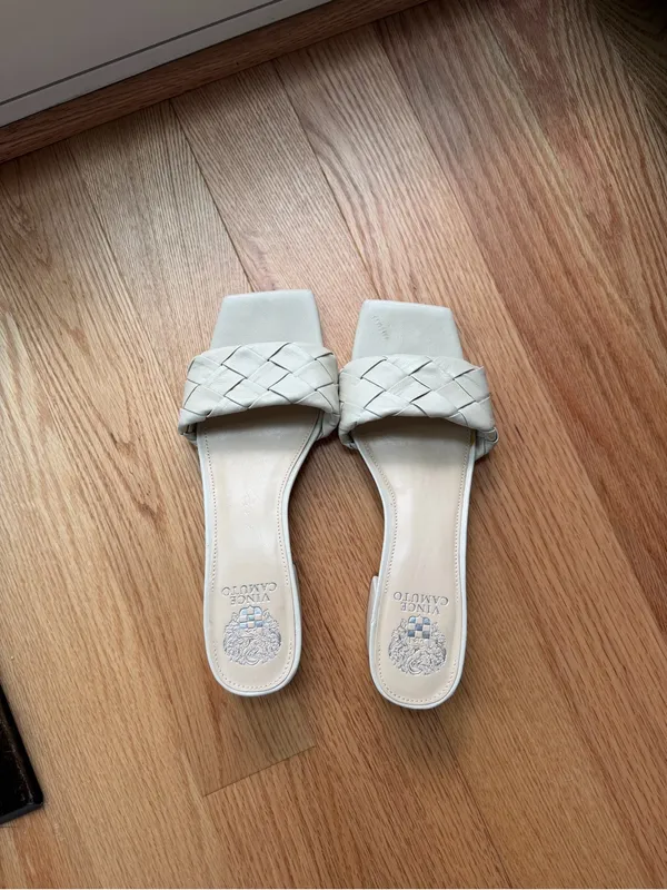Vince Camuto Ivory Woven Square Toe Block Heel Sandals Size 10 - Image 5
