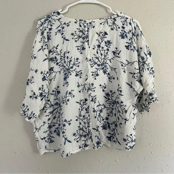 🦋 Luq White Blue Cropped Tie Blouse Casual Summer Floral XXL - Image 4