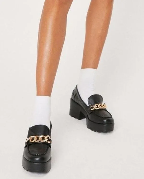 Nasty Gal Black Faux Leather Chunky Loafer with Gold Thick Chain Size 8 - Image 2