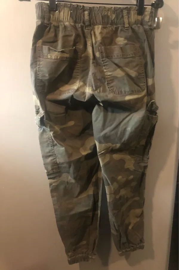American Eagle Cargo Pants - Image 6