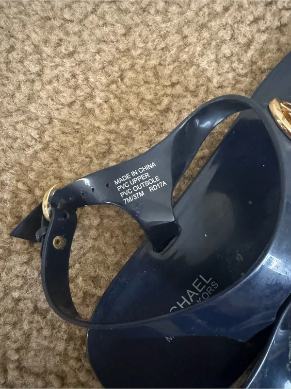 Michael Kors Jenna Navy Blue Jelly Thong Sandals MK Logo Size 7 - Image 5