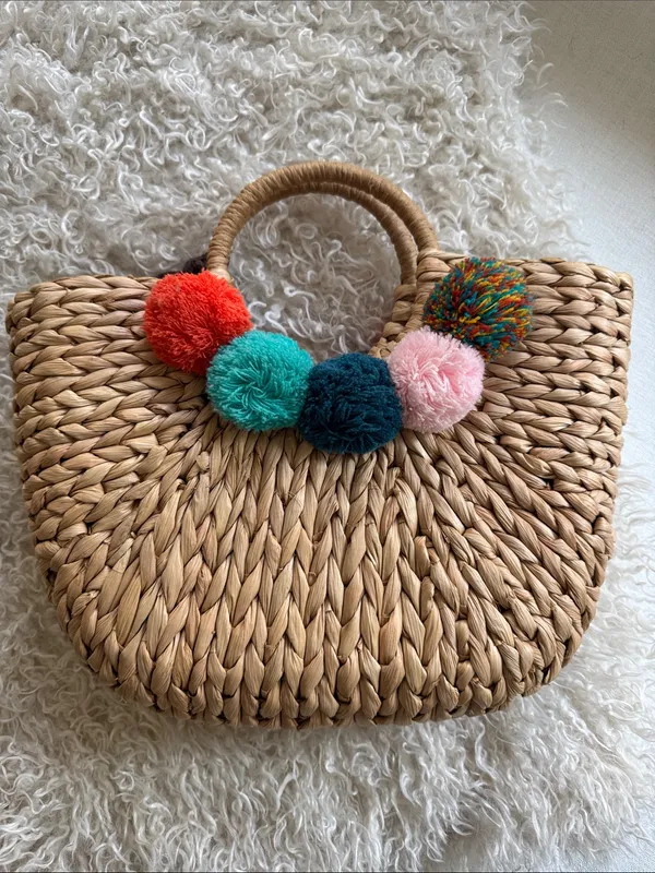 NWOT Woven Straw beach Handbag with Multicolor Pom-Pom Tassels - Image 2