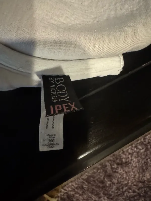 White Victoria's Secret Bra Front Closure 36C - Image 5