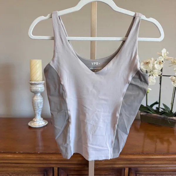 Abercrombie YPB studioSOFT Waist Length V Neck Slim Tank Sand M - Image 2