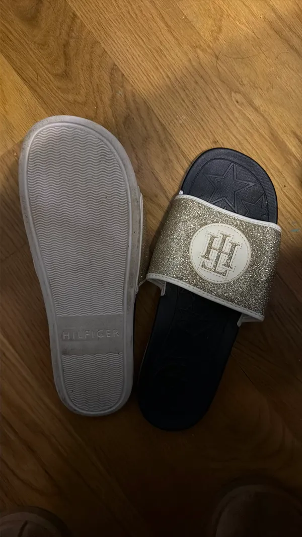 Tommy Hilfiger Slides Women’s - Image 2