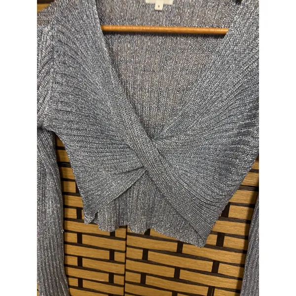 Superdown‎ Gray Metallic Top Size Small - Image 3