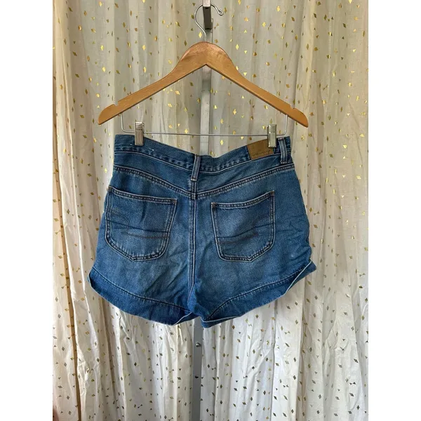 American Eagle 100% Cotton Medium Wash Cuff Mom Denim Jeans Shorts 10 - Image 2