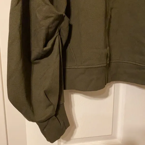 NWOT Express pull-over ruched long sleeve sweatshirt - Image 2